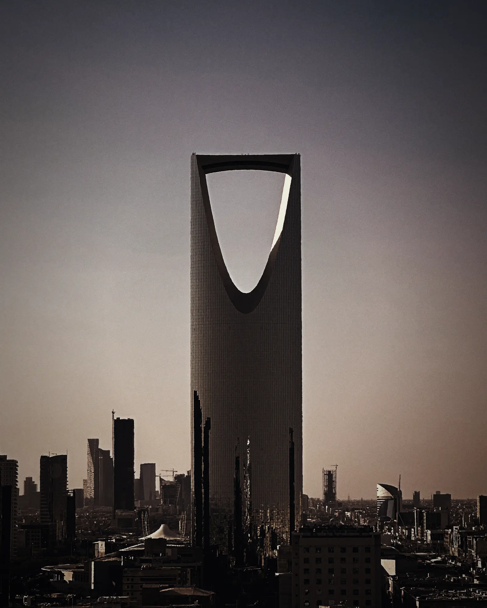 Kingdom Tower standing in the Riyadh skyline